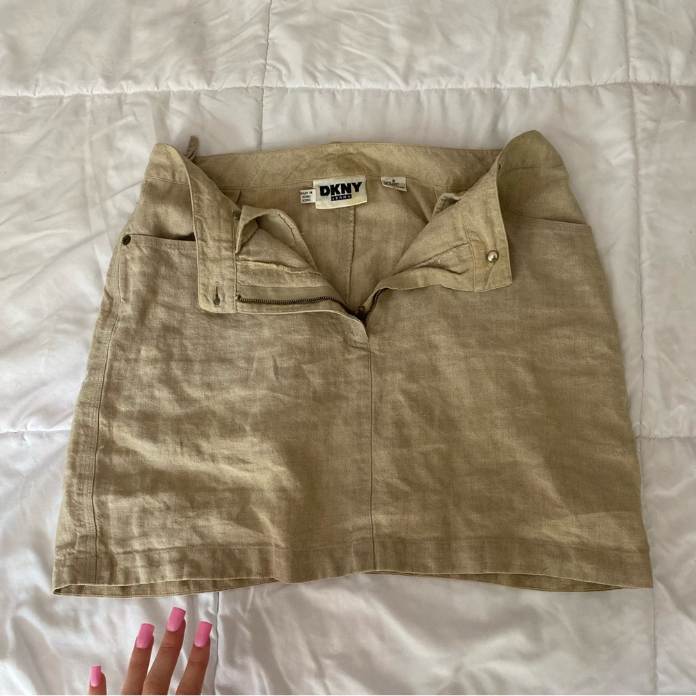 DKNY BEIGE SKIRT